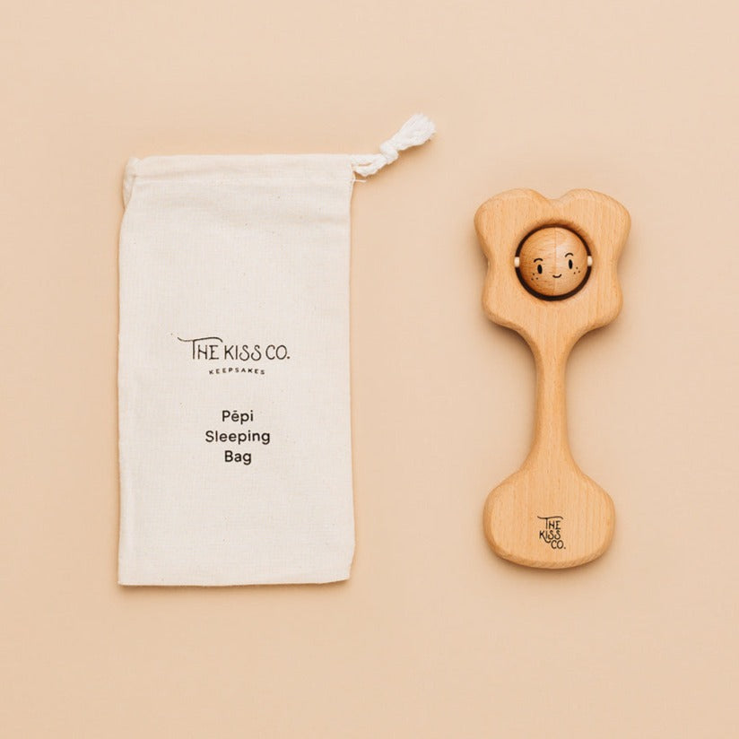 Pēpi Kiss - all natural teething rattle - The Kiss Co