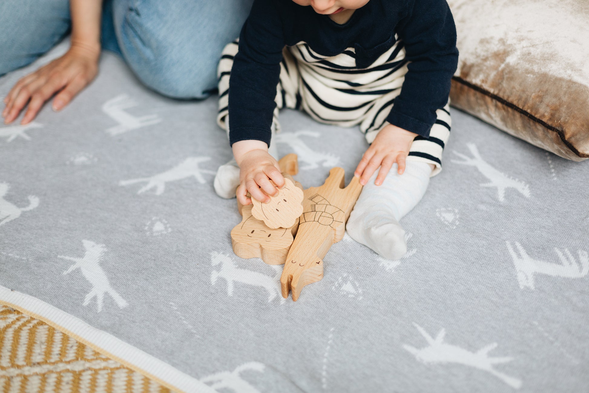 Āpiti - wooden puzzle - The Kiss Co